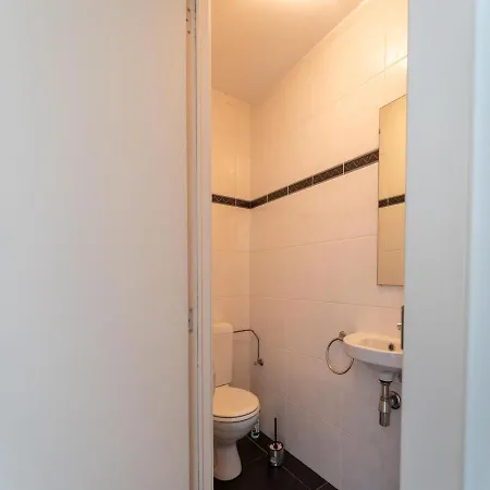 Bright Coastal In Apartment