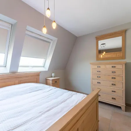 Bright Coastal In Apartment Bredene